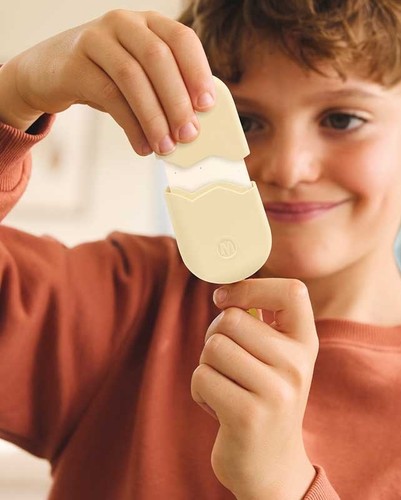 Walls play toy - play,