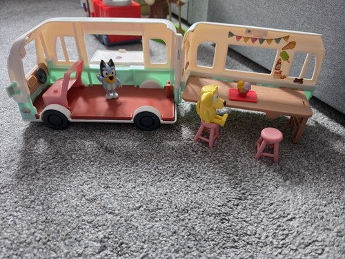 Bluey ice cream truck toy - ice,