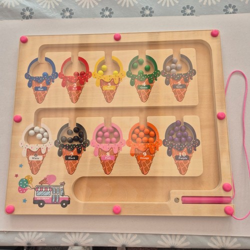 Ice cream magnetic color - ice,